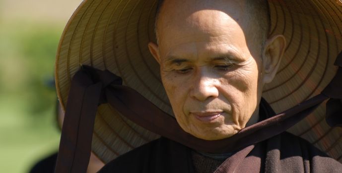 44 Mindful Moves in Daily Life – Thich Nhat Hanh